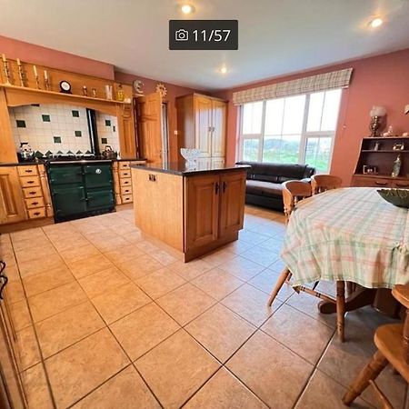 Asdee House Bed and Breakfast Bushmills Esterno foto