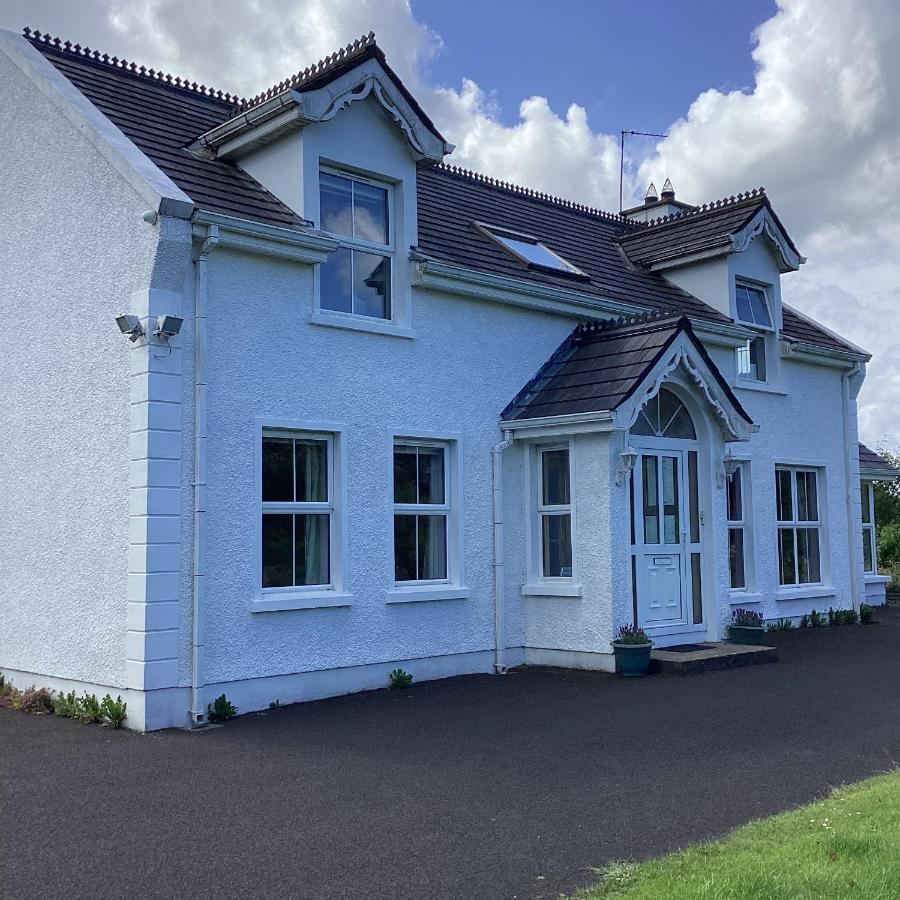 Asdee House Bed and Breakfast Bushmills Esterno foto